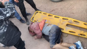 HOMBRE ES EMBESTIDO POR CABALLOS DURANTE CARRERA EN CHUPARO – URIPA