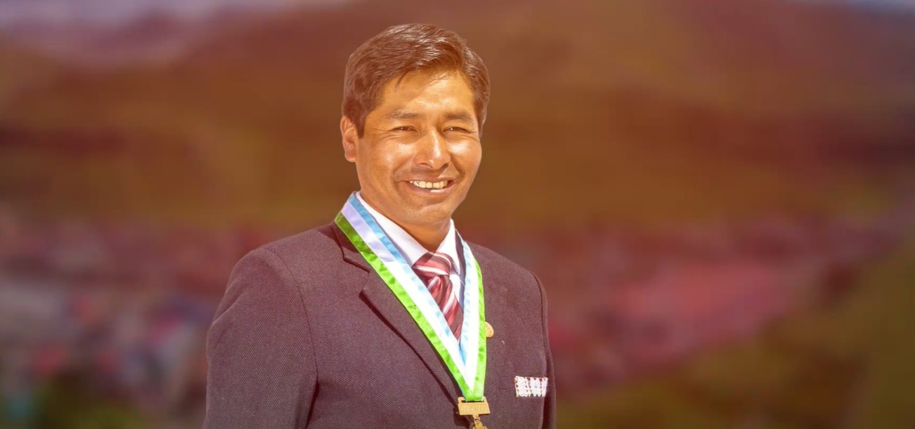 SOLICITARON KIT DE REVOCATORIA PARA ALCALDE Y REGIDORES DE CHALLHUAHUACHO